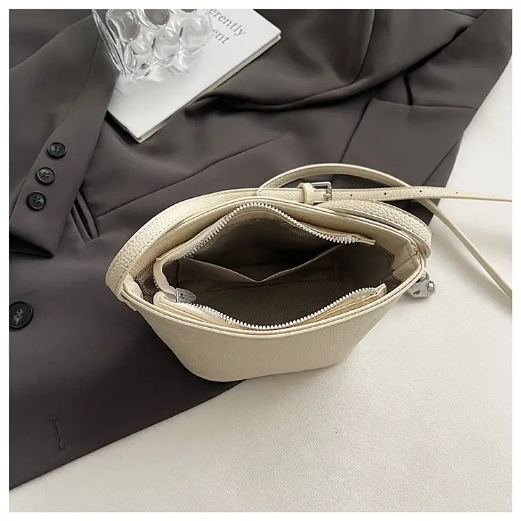 Red Korean Style Shoulder Crossbody Bag for Women — feature 2