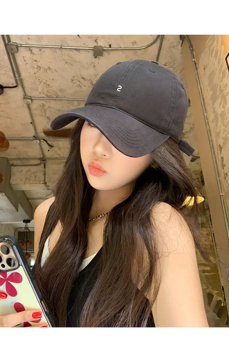 Women Blue Baseball Cap with Wide Brim Summer 2026 — feature 7