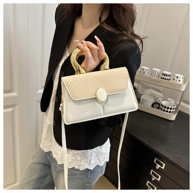 Black Embossed Metal Shoulder Bag for Women 2025 — feature 13