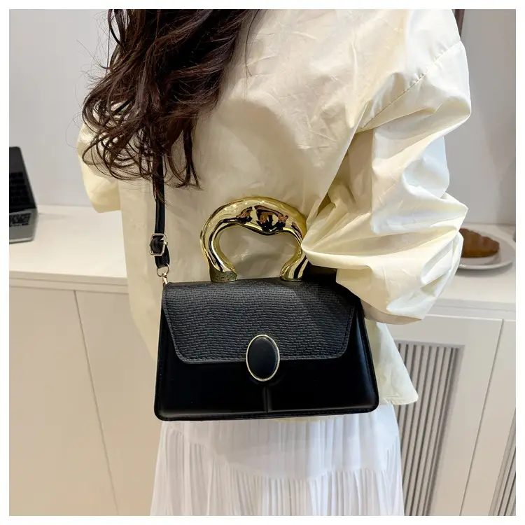 Black Embossed Metal Shoulder Bag for Women 2025 — feature 17