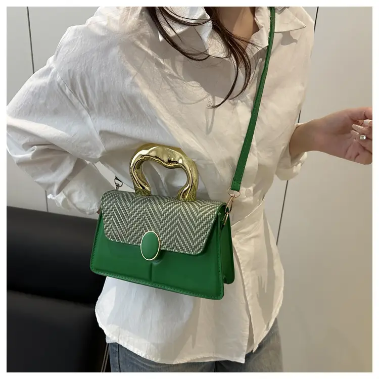 Black Embossed Metal Shoulder Bag for Women 2025 — feature 19