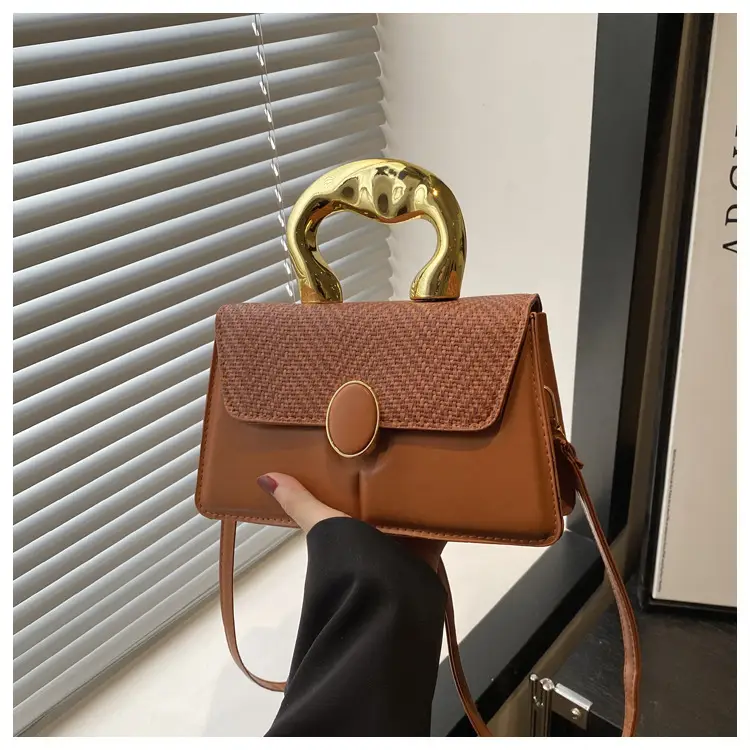Black Embossed Metal Shoulder Bag for Women 2025 — feature 21