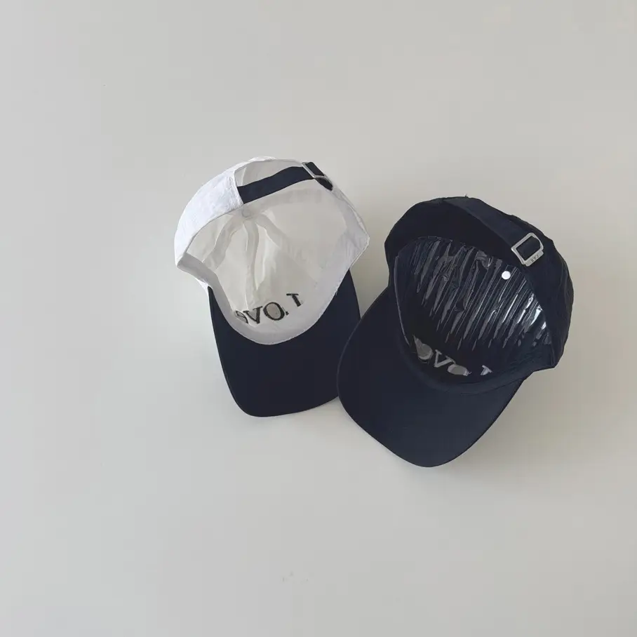 Yipan Boys Girls Baseball Cap White Black Letter Embroidered