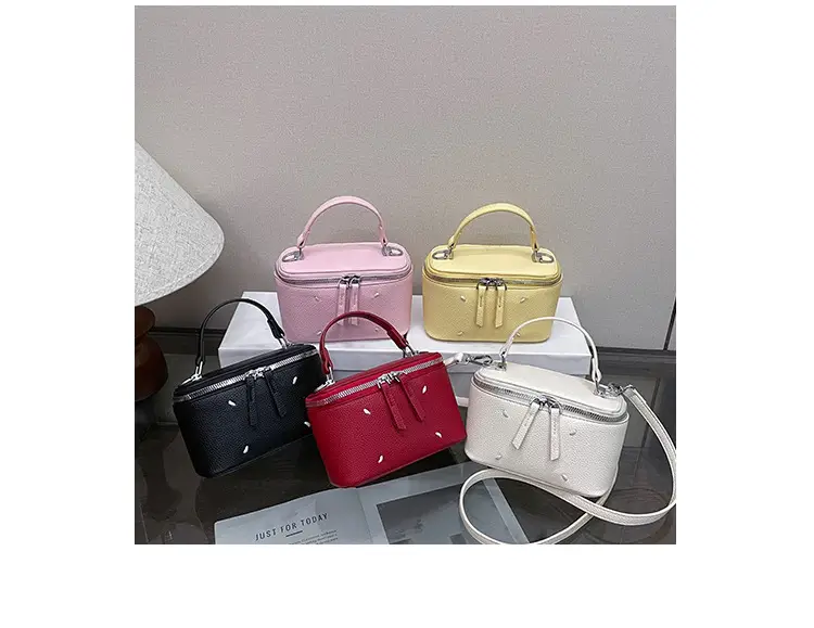 Red Square Handbag for Women 2025 New Trendy Fashion — feature 1