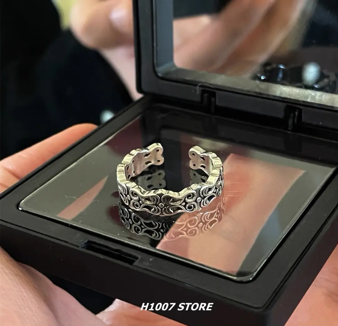 Ins Japanese and Korean Simple Wavy Ring Personalized Ring Niche Design Elegant Popular Tail Ring Finger Set for Women