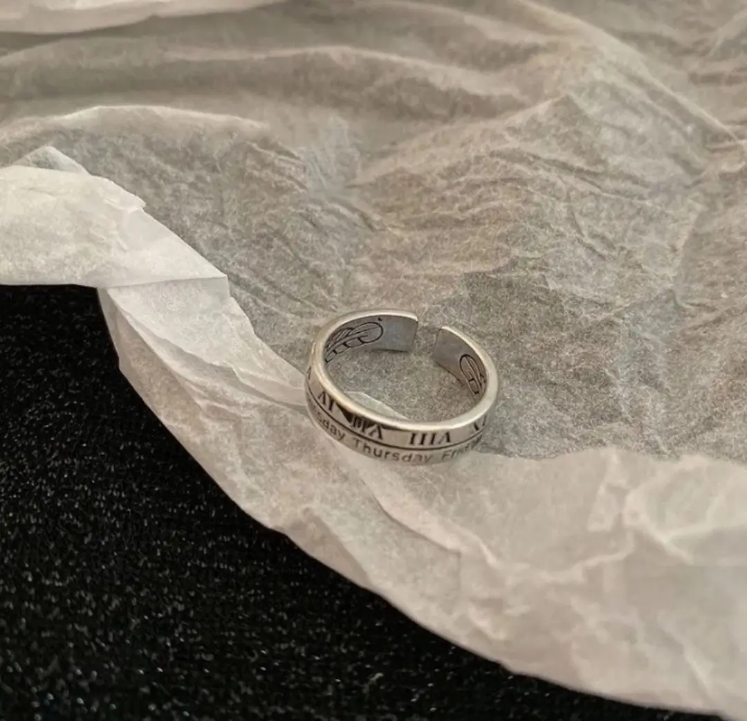 Ins Japanese and Korean Simple Wavy Ring Personalized Ring Niche Design Elegant Popular Tail Ring Finger Set for Women
