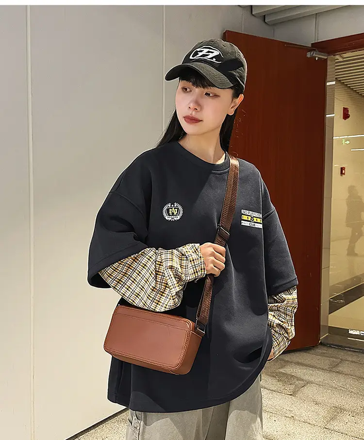 Men Crossbody Bag Lightweight Casual Sports Bag 2025 — feature 2