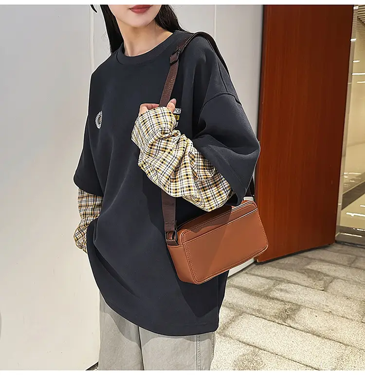 Men Crossbody Bag Lightweight Casual Sports Bag 2025 — feature 24