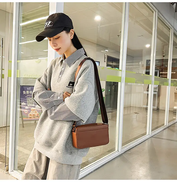 Men Crossbody Bag Lightweight Casual Sports Bag 2025 — feature 26