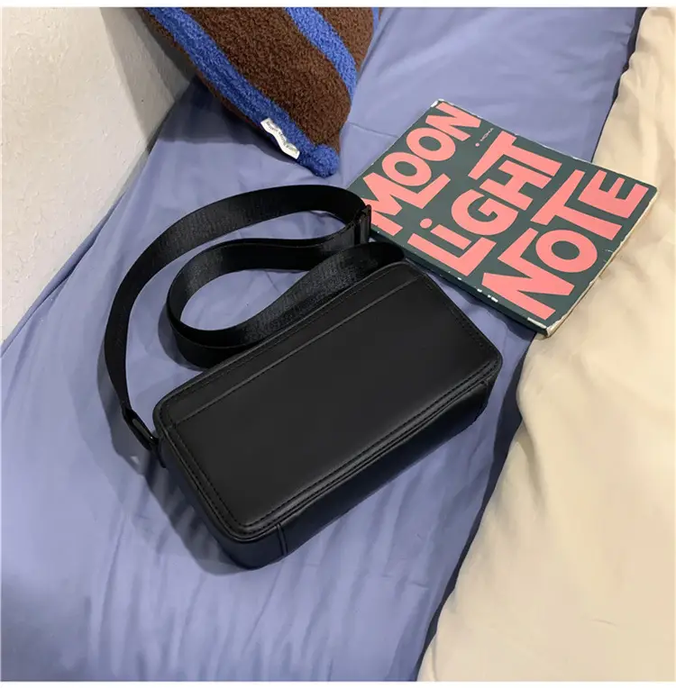 Men Crossbody Bag Lightweight Casual Sports Bag 2025 — feature 35