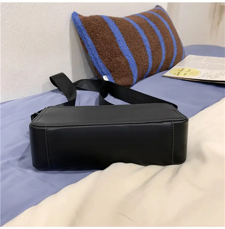 Men Crossbody Bag Lightweight Casual Sports Bag 2025 — feature 36