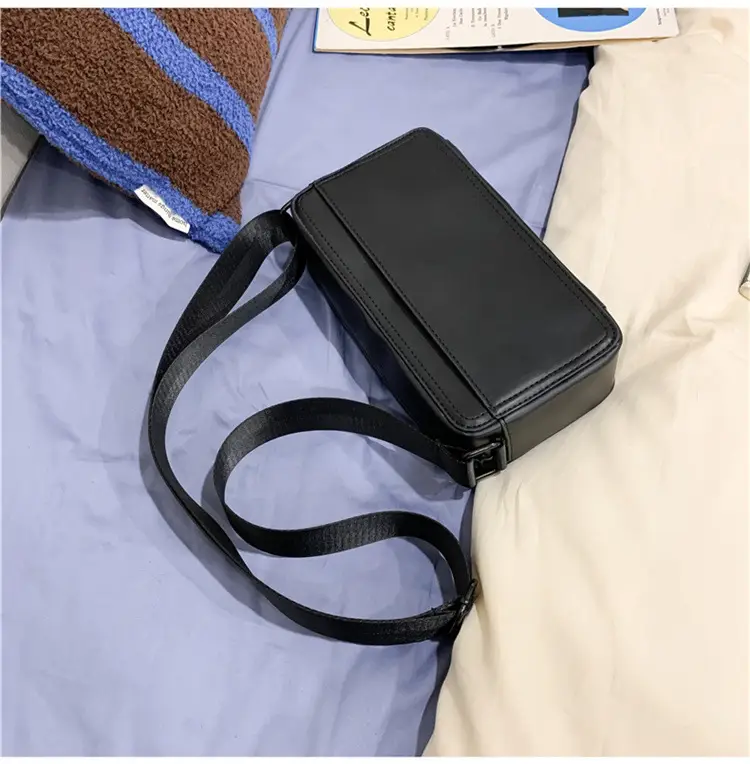 Men Crossbody Bag Lightweight Casual Sports Bag 2025 — feature 39