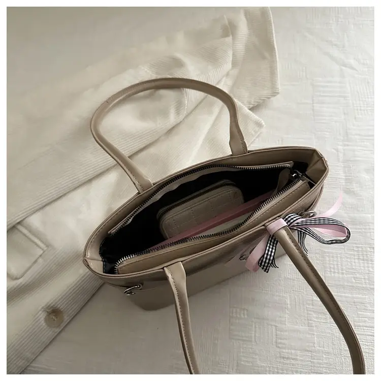Women's Beige Bow Handbag Spring Summer 2025 — feature 10