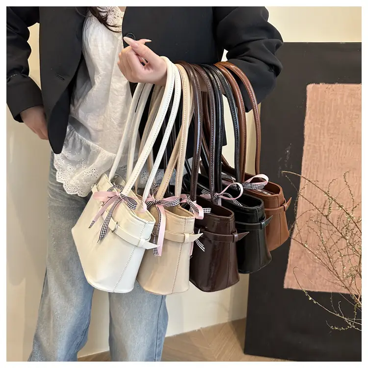 Women's Beige Bow Handbag Spring Summer 2025 — feature 12
