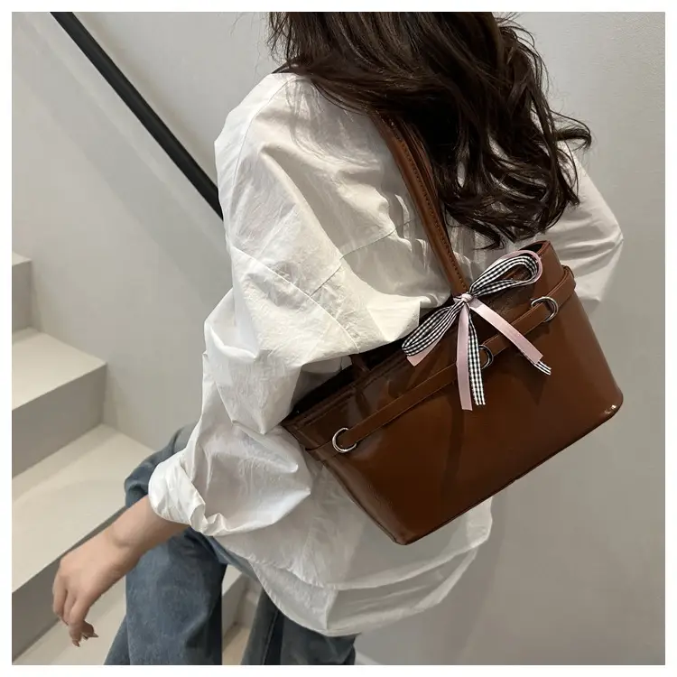 Women's Beige Bow Handbag Spring Summer 2025 — feature 25