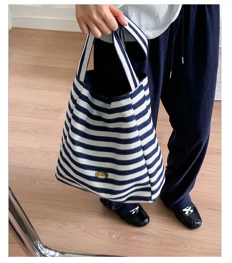 Women Striped Canvas Shoulder Bag 2025 New Lightweight Fashion Tote — feature 8