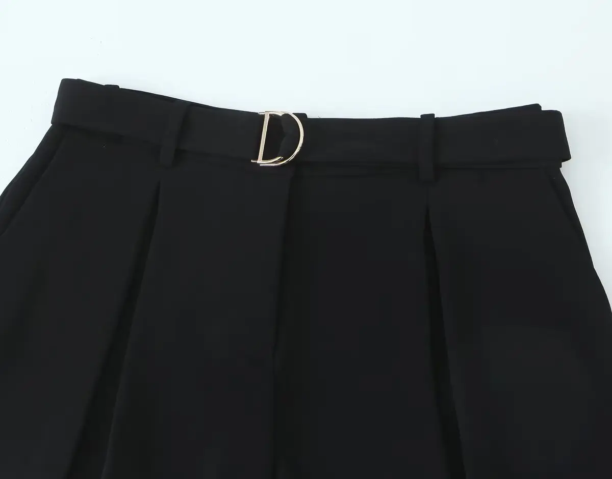 Black Belted A-Line Women's Shorts 9929027 — feature 4