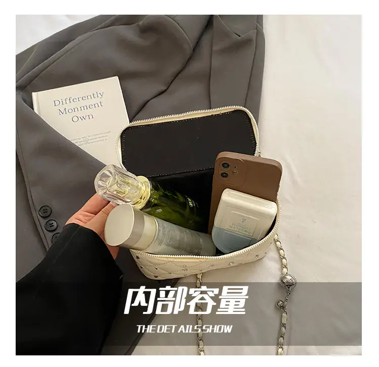 Trendy Quilted Chain Shoulder Bag for Women — feature 2