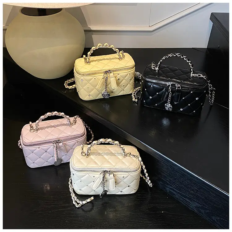 Trendy Quilted Chain Shoulder Bag for Women — feature 24
