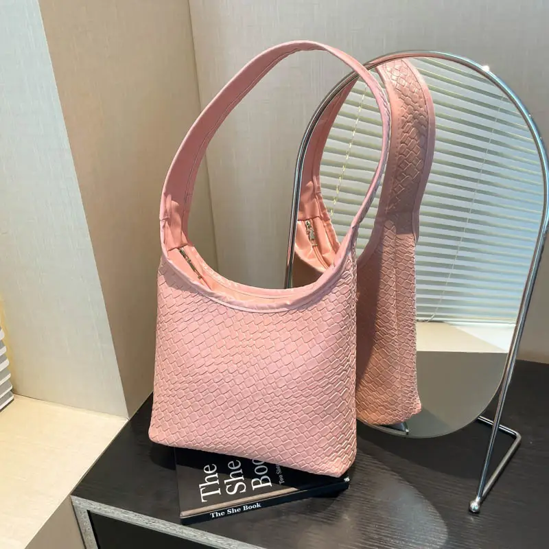 Pink Woven Shoulder Bag for Women 2025 - Image 5