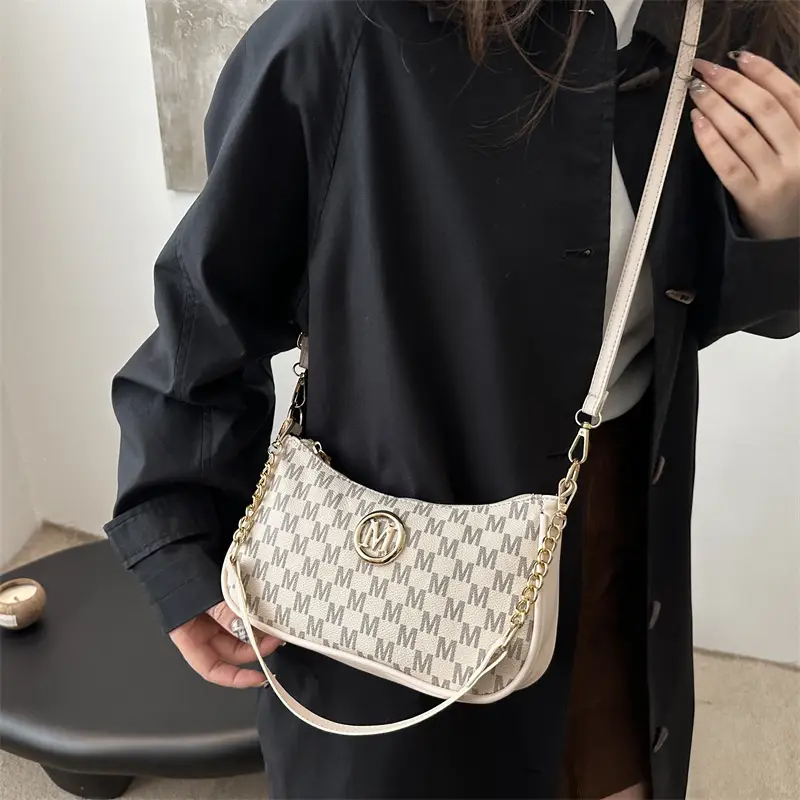 Women's Pink Gingham Crossbody Bag with Chain Strap - Image 6