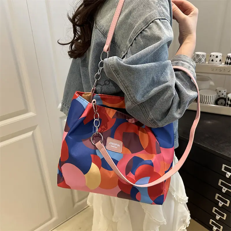 2025 Printed Color Contrast Women's Tote Bag Large Capacity - Image 6