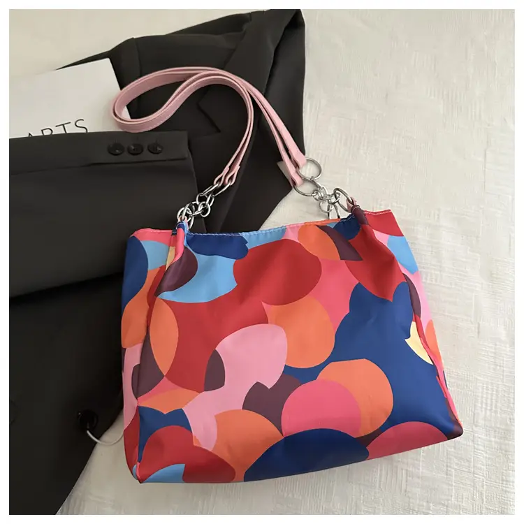 2025 Printed Color Contrast Women's Tote Bag Large Capacity — feature 18