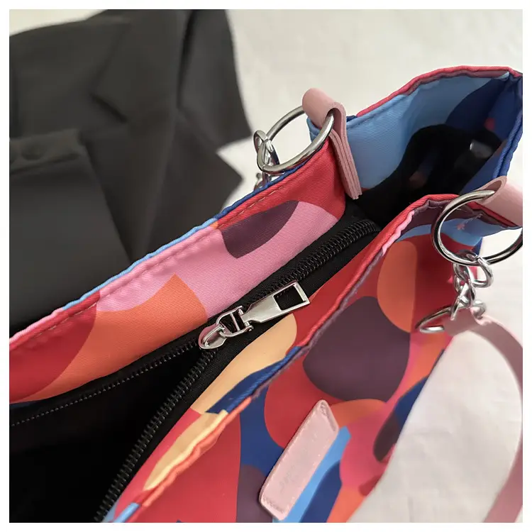 2025 Printed Color Contrast Women's Tote Bag Large Capacity — feature 19