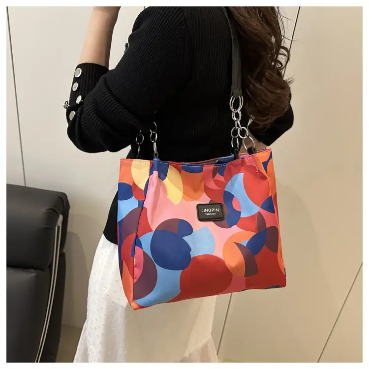 2025 Printed Color Contrast Women's Tote Bag Large Capacity — feature 37