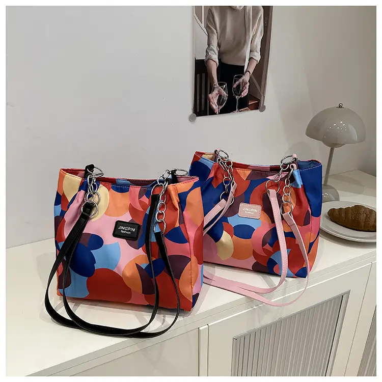 2025 Printed Color Contrast Women's Tote Bag Large Capacity — feature 9