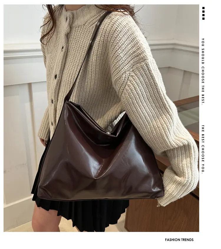 Maroon Leather Crossbody Bag for Women Large Capacity — feature 2