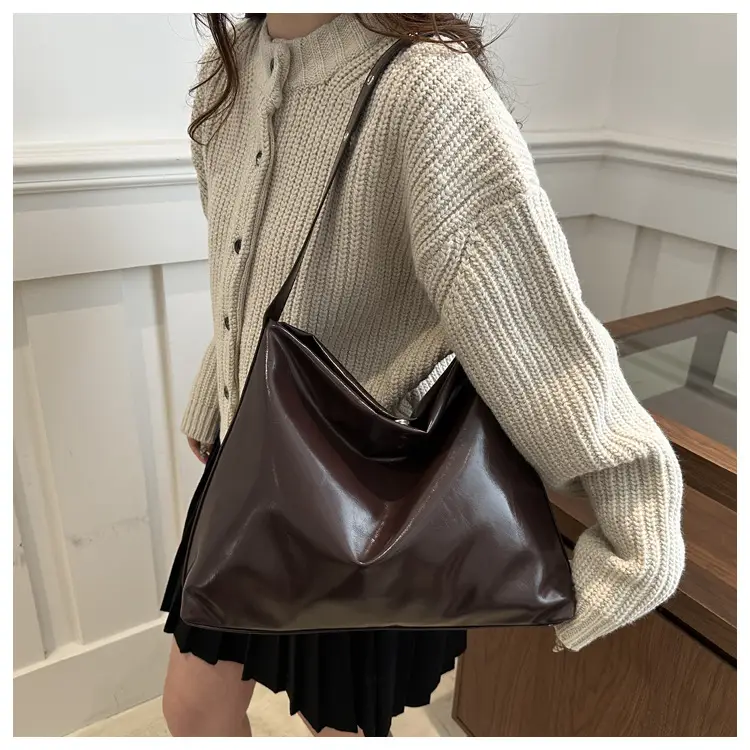 Maroon Leather Crossbody Bag for Women Large Capacity — feature 20