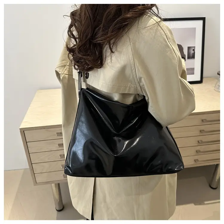 Maroon Leather Crossbody Bag for Women Large Capacity — feature 24