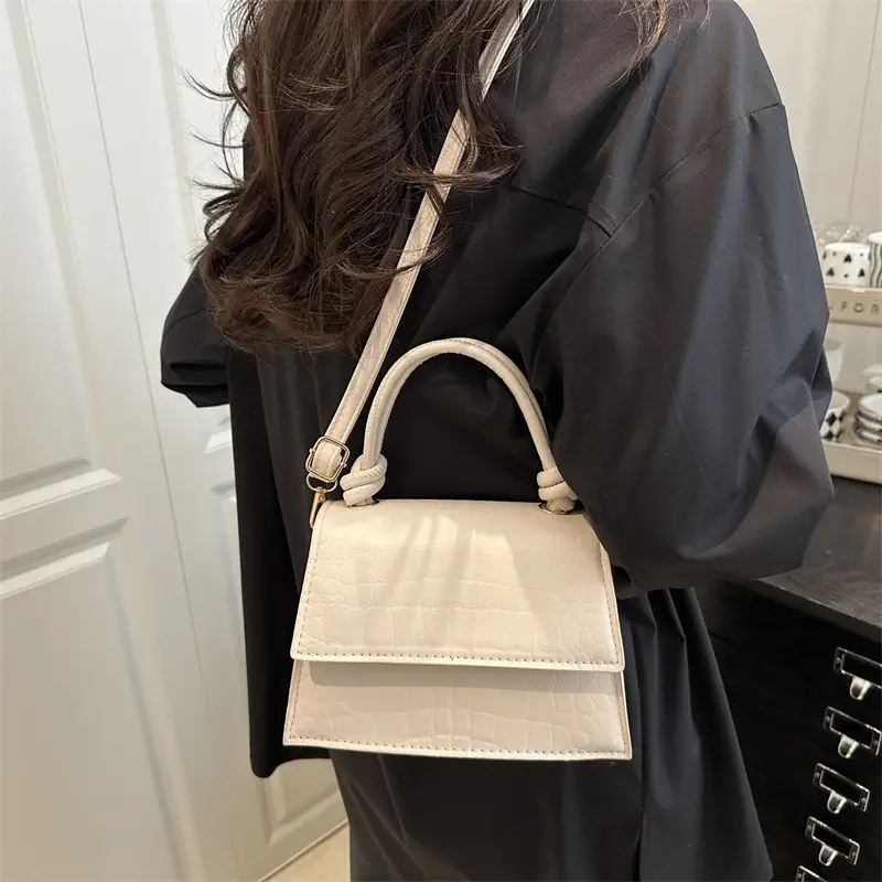 Black Quilted Shoulder Bag for Women 2025 - Image 6