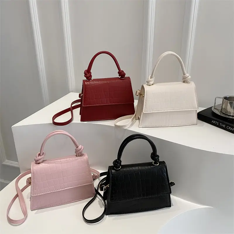 Black Quilted Shoulder Bag for Women 2025 - Image 8