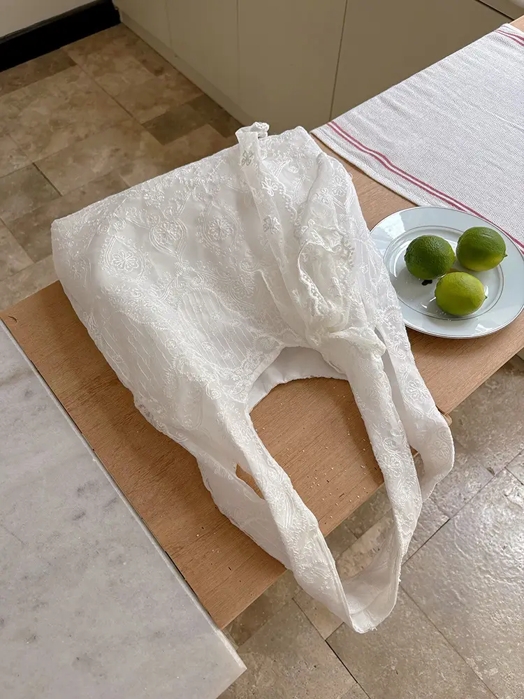 White Lace Shoulder Tote Bag for Women — feature 4