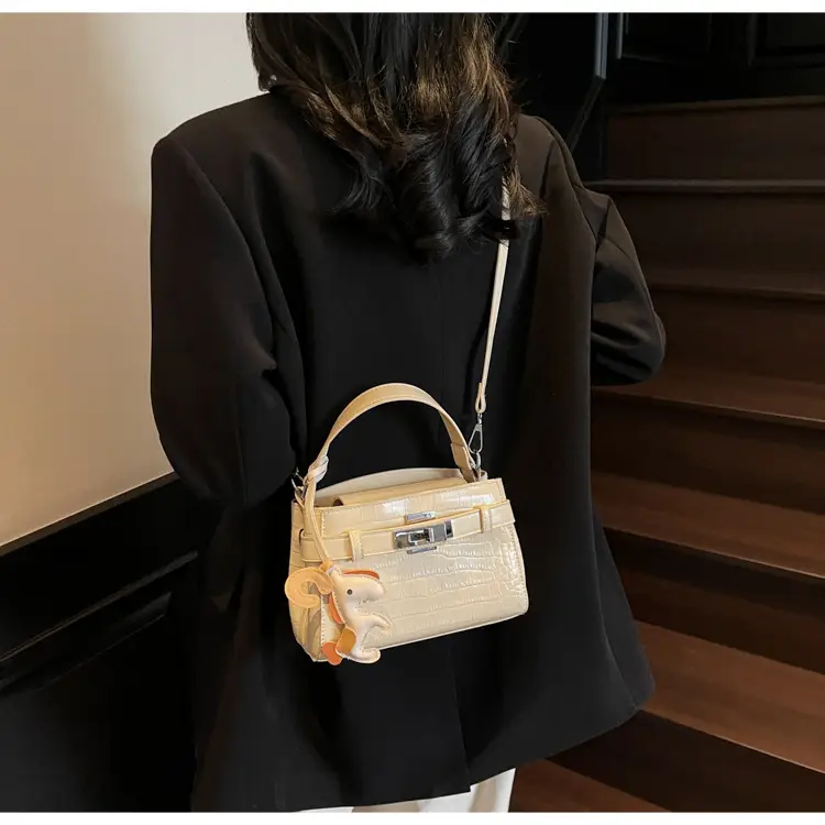 Women's Square Handbag with Pearl Decor 2025 — feature 11