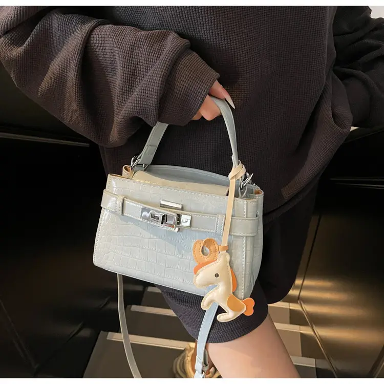 Women's Square Handbag with Pearl Decor 2025 — feature 17