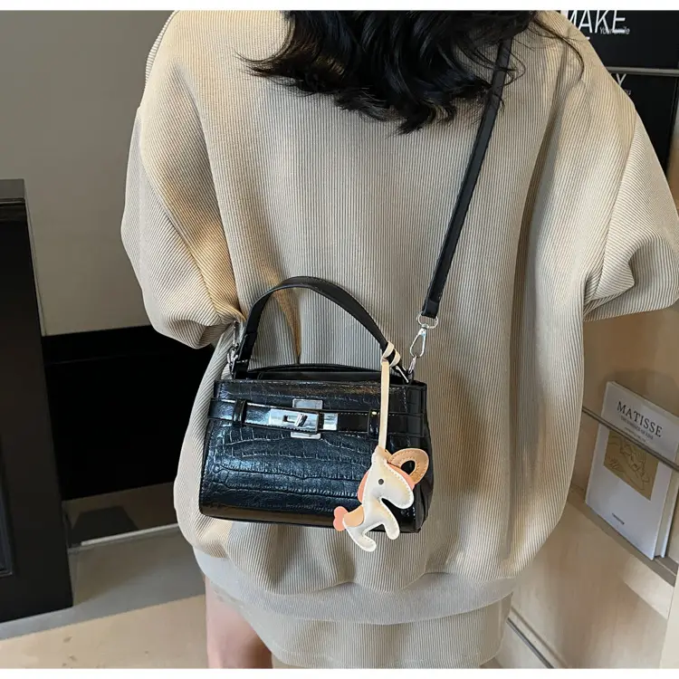 Women's Square Handbag with Pearl Decor 2025 — feature 20