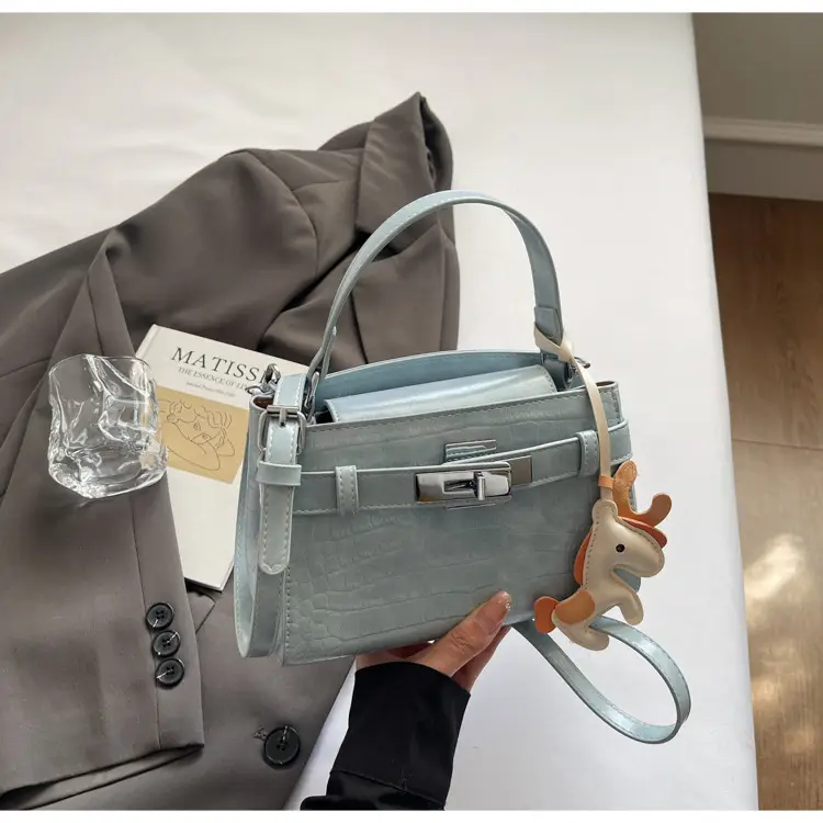 Women's Square Handbag with Pearl Decor 2025 — feature 24