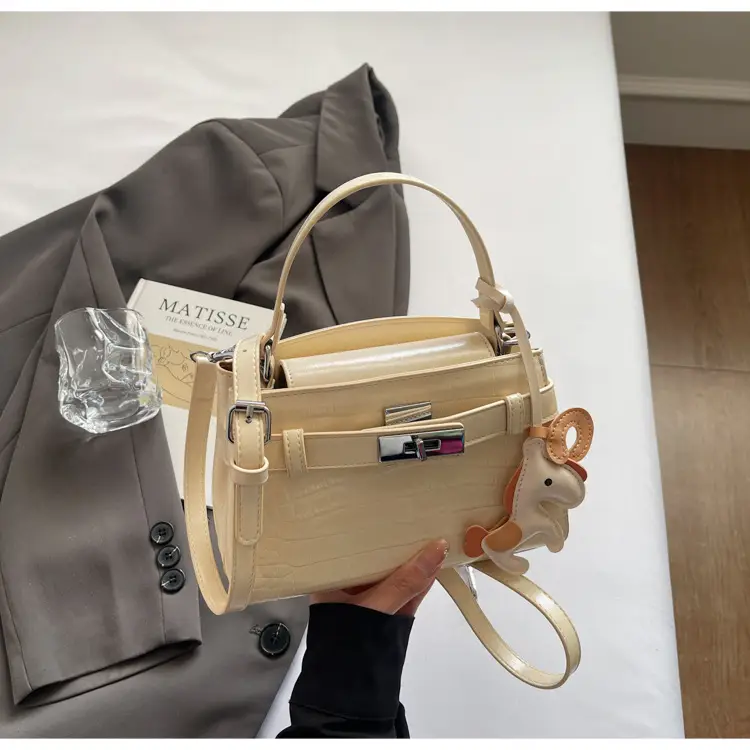 Women's Square Handbag with Pearl Decor 2025 — feature 26