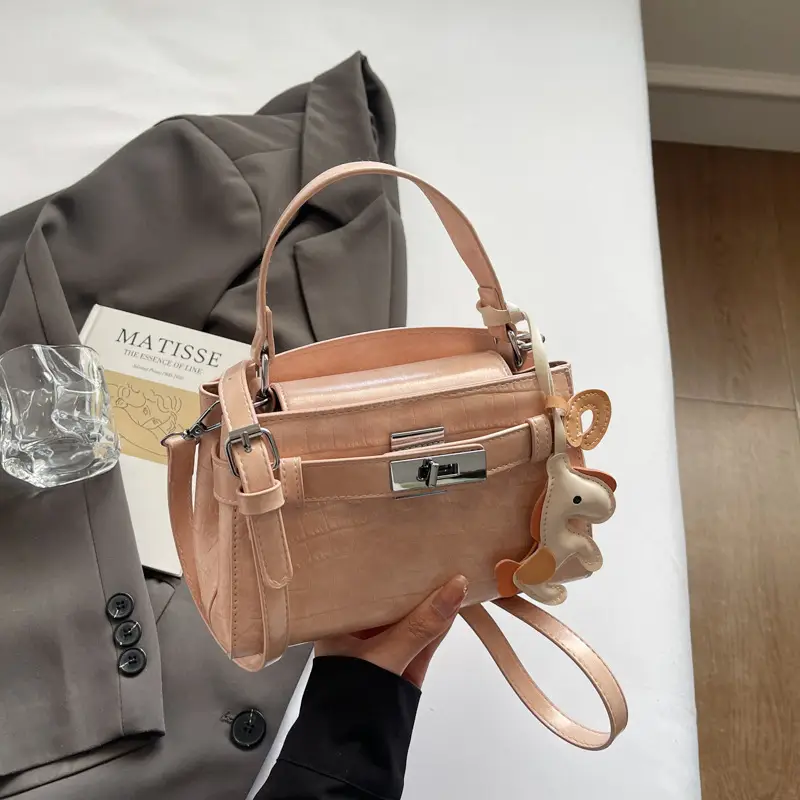 Women's Square Handbag with Pearl Decor 2025 - Image 3