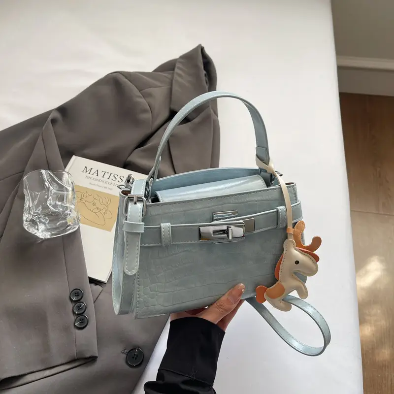 Women's Square Handbag with Pearl Decor 2025 - Image 4