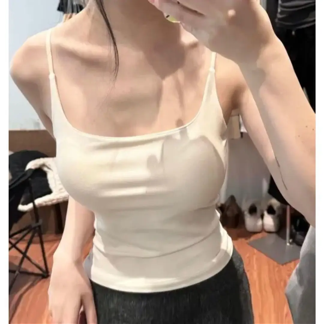 Summer New Product: Beautiful Backless Camisole with Chest Pads, Adjustable Thin Straps, Solid Color, Slim Fit, Flattering for Women — feature 4