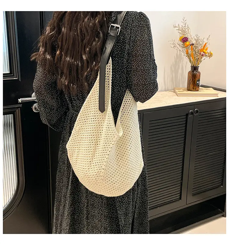 Beige Woven Women's Straw Shoulder Bag Travel Luggage — feature 11