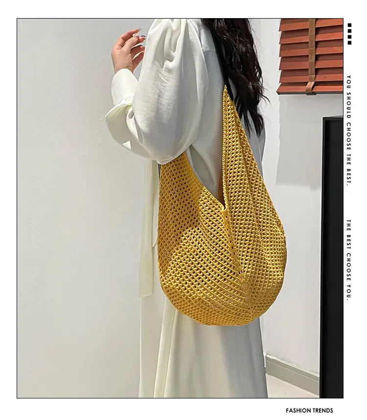 Beige Woven Women's Straw Shoulder Bag Travel Luggage — feature 3