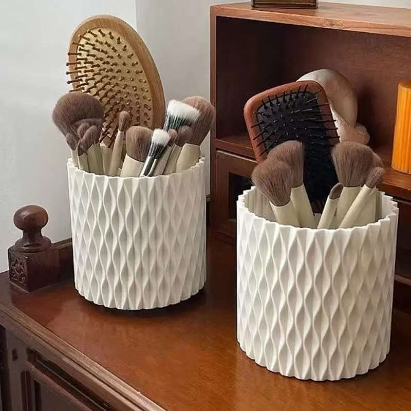 White Rotating Makeup Brush Storage Tube