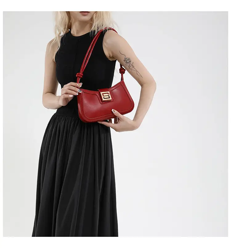 Red French Niche Shoulder Bag 2025 Trendy Korean Fashion — feature 30