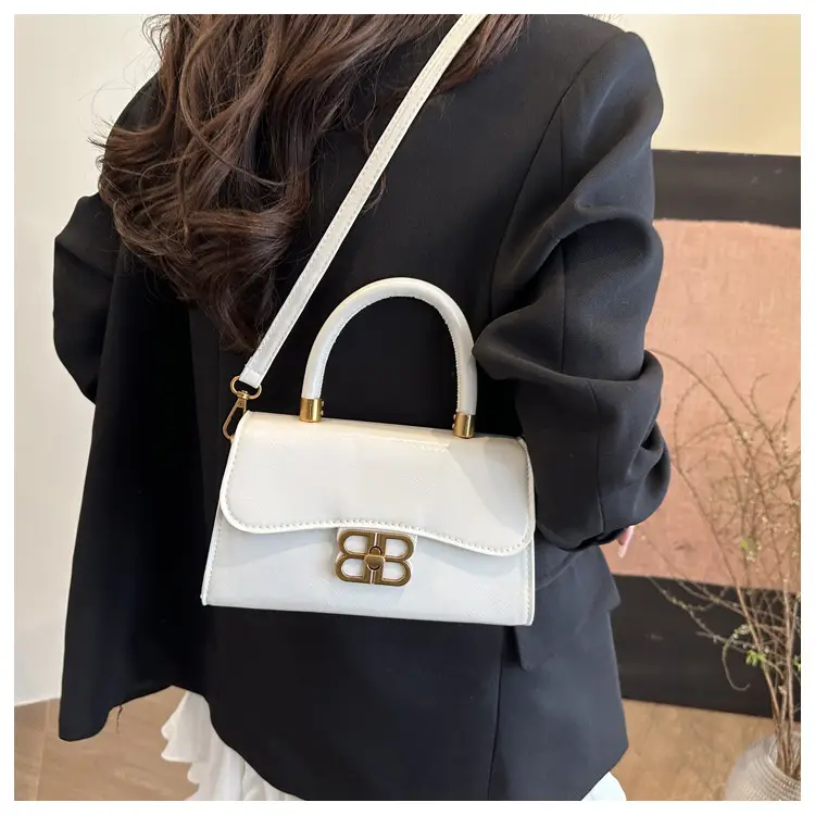 Korean Fashion Lock Shoulder Bag Women 2025 Summer — feature 11