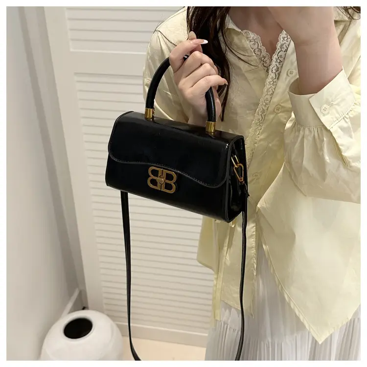 Korean Fashion Lock Shoulder Bag Women 2025 Summer — feature 28